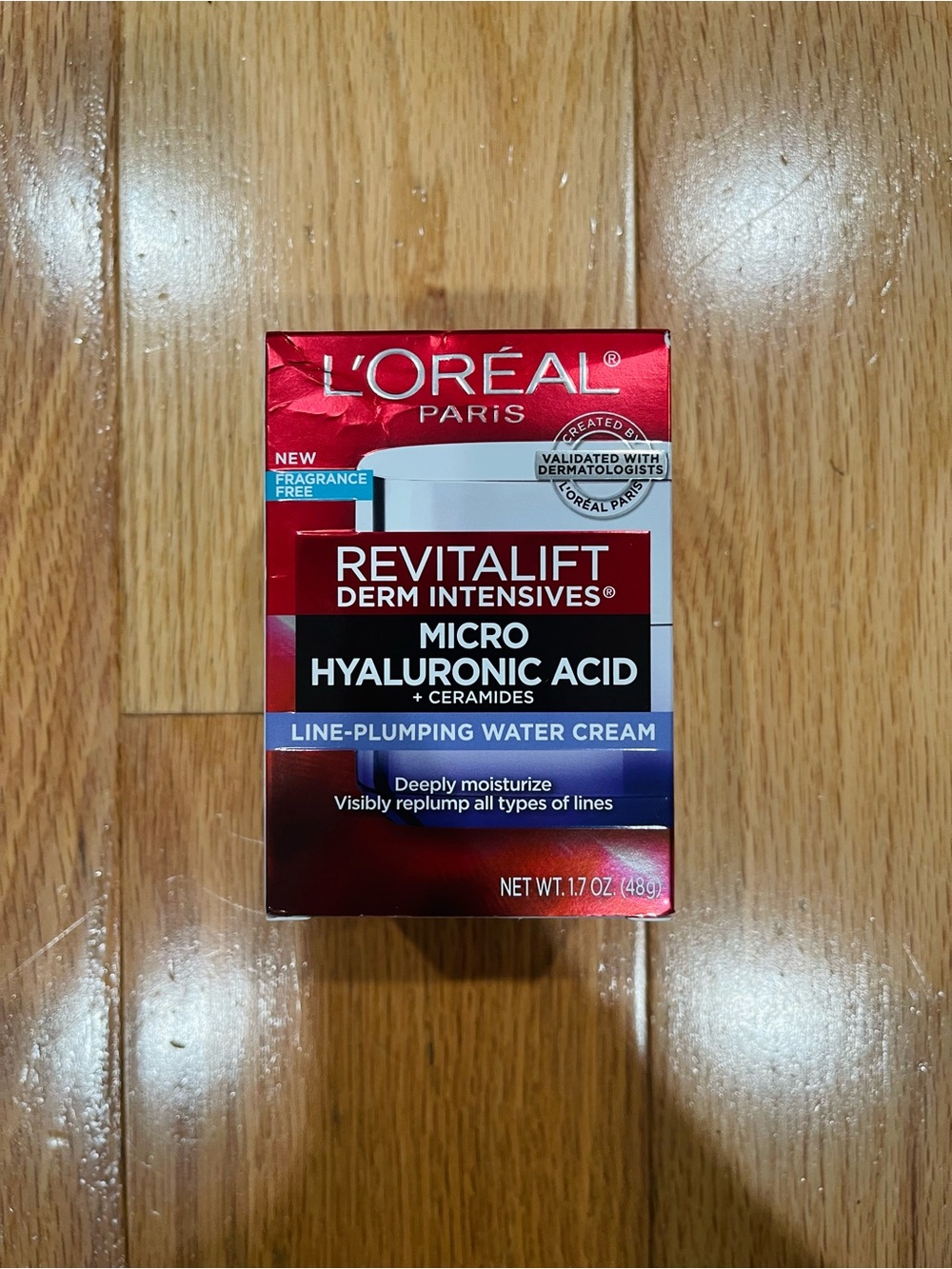 Revitalift Micro Hyaluronic Acid Line-Plumping Water Cream - Red
